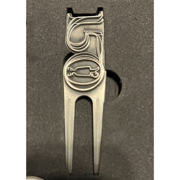 The Open 150th St Andrews Golf Gift Set Divot Tool & Ball Markers Commemorative - Picture 5 of 7